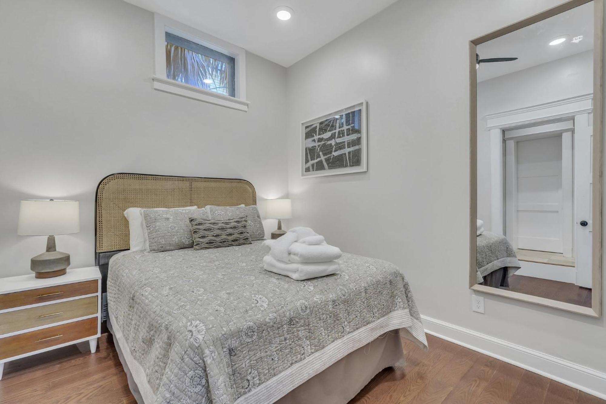The Lincoln Loft, Near Forsyth Park With Free Parking Villa Savannah Exterior photo